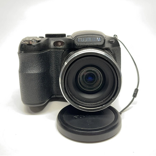 Fujifilm FinePix S2950 Black Digital Camera - 14.0 MP 18x Zoom - photo 2
