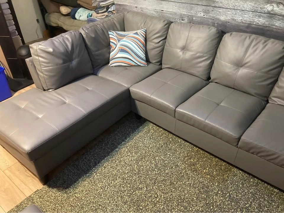 Wayfair Sectional Sofa with Ottoman - Gently Used - photo 3