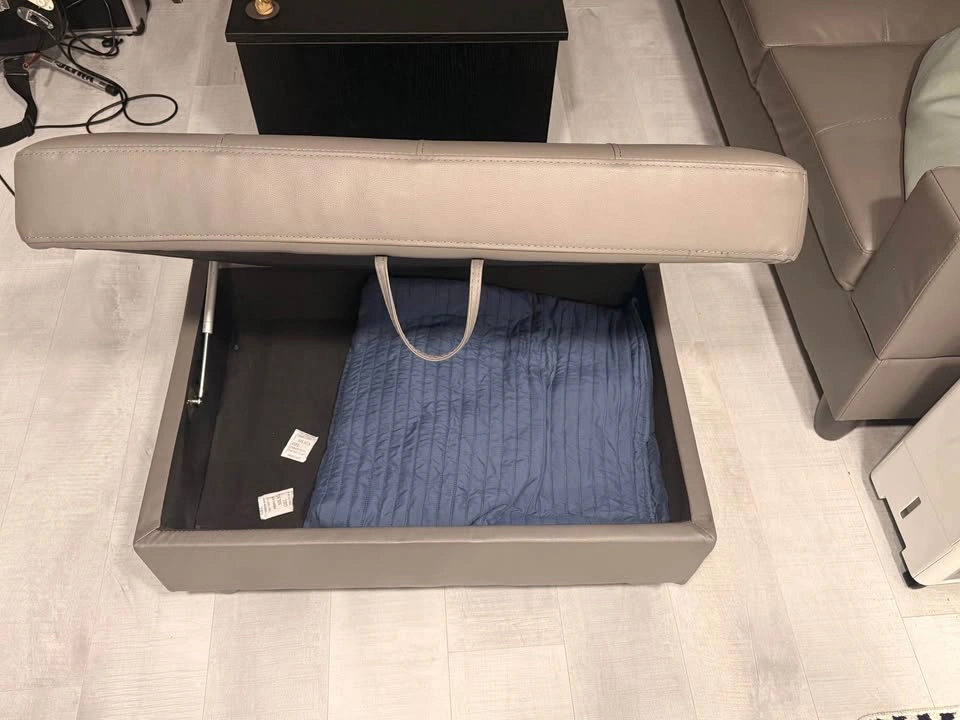 Wayfair Sectional Sofa with Ottoman - Gently Used - photo 5