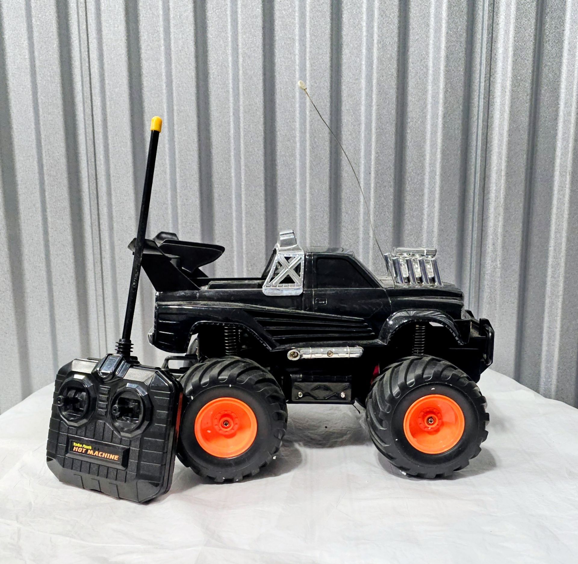 RadioShack Hot Machine Radio-Controlled RC Truck