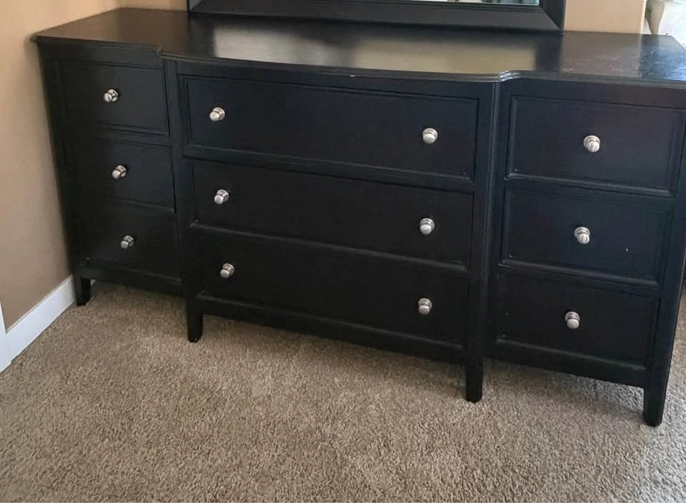 5 piece King size bedroom set - photo 3