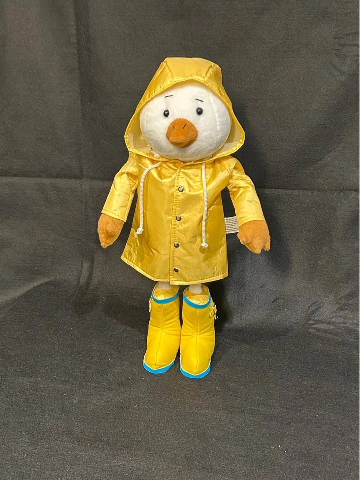 18” Debi Lilly Standing Duck in Raincoat – Spring/Easter Decor - photo 2