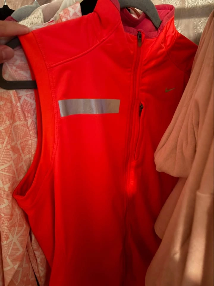 Women’s Clothing Bundle | Lululemon, Adidas, Brooks & More - photo 4