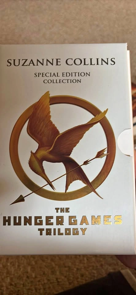 The Hunger Games Book Complete Collection | Special Edition + Pr