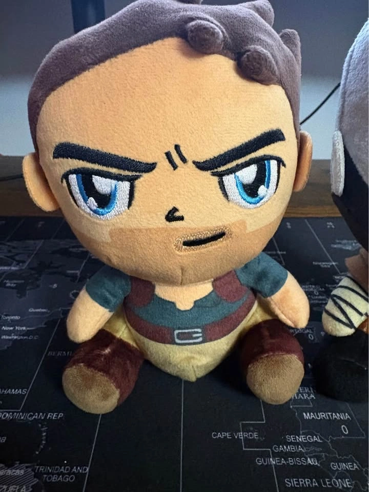 PlayStation Plush Collection – Kratos & Nathan Drake – Official - photo 2