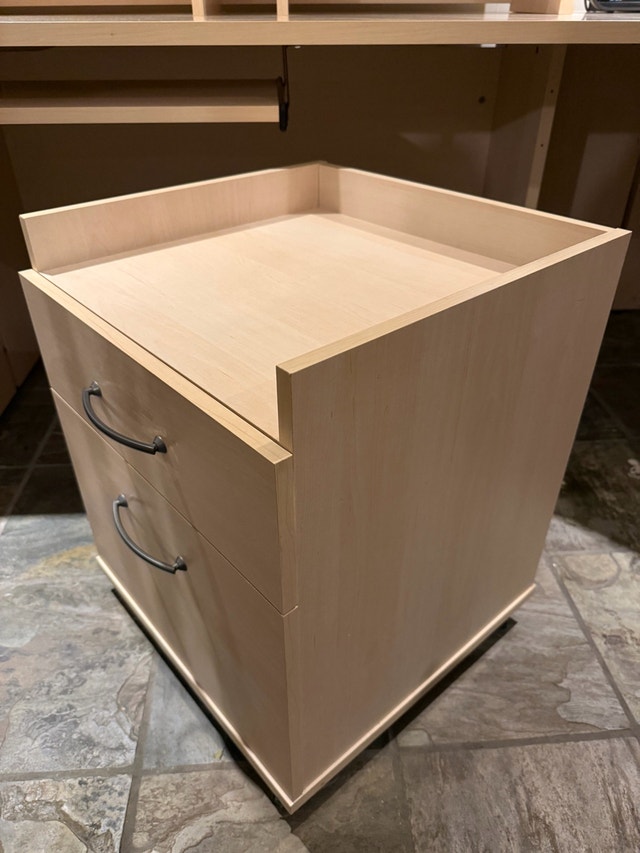 L-shaped desk with hutch and drawer unit - photo 2