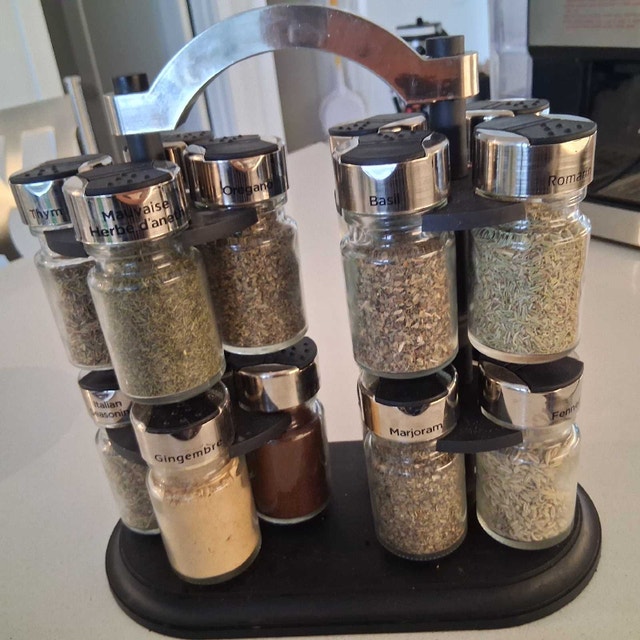 Rotating Spice Rack - photo 3