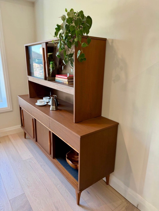Restored Mid Century Modern Walnut Hutch & Buffet - photo 4
