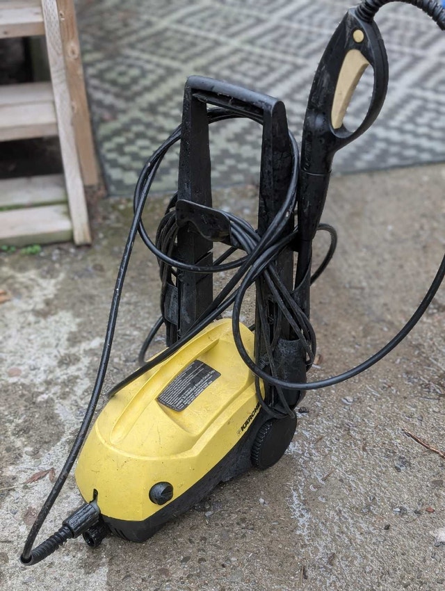 Karcher 1400 psi pressure washer