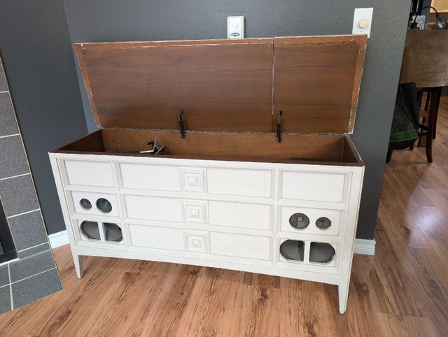 Electrohome Stereo Console with Garrard Turntable
