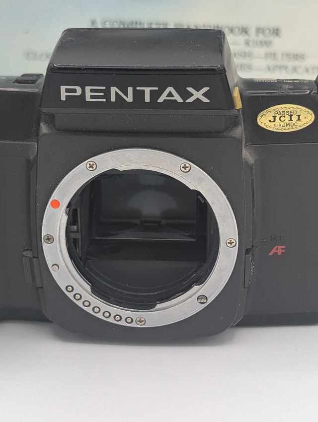 Pentax SF10 Camera - photo 5