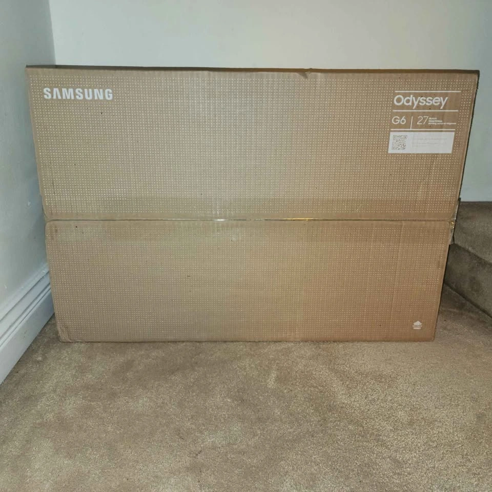 Brand New Samsung Odyssey G6 27" 1440p 240Hz Gaming Monitor - photo 2