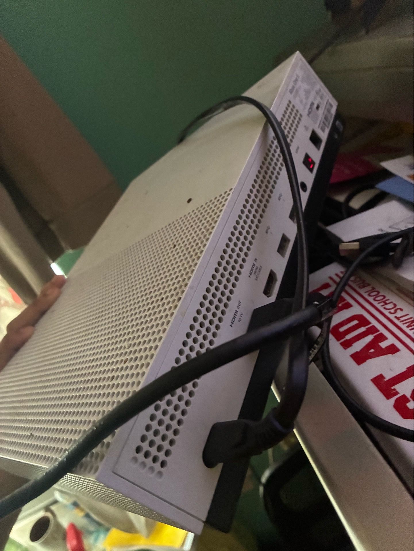 Xbox One S 1TB Bundle – RGB Controller, HDMI & Power Cable Inclu - photo 2