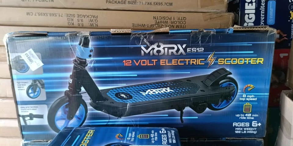 M8RX Electric Scooter BRAND NEW IN BOX ONLY $75 - photo 3