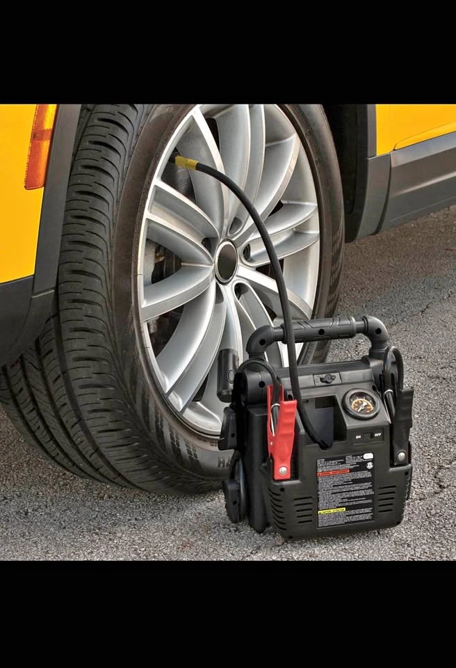 EverStart 700 Peak Amp Jump-Starter w/ Compressor & USB