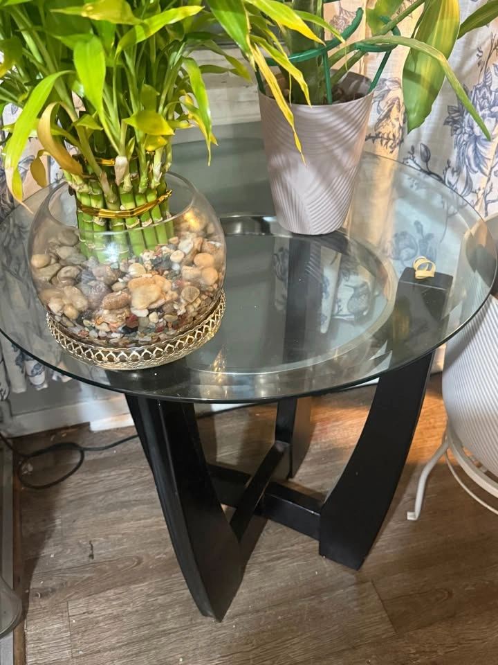 2 side tables round - photo 4