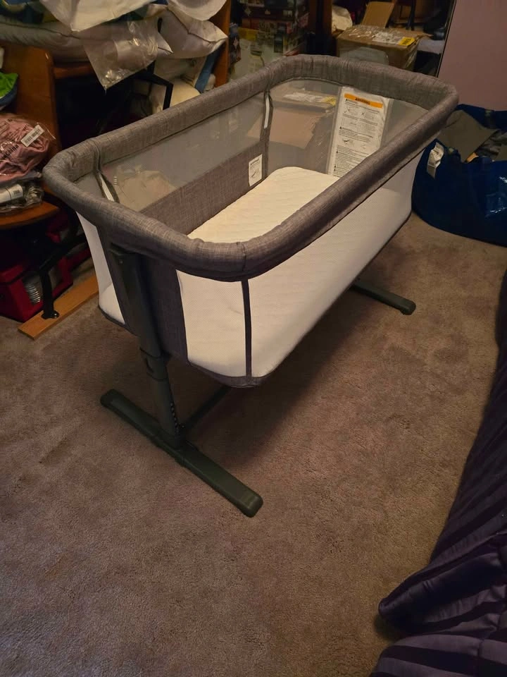 Bedside Bassinet Sleeper - photo 2