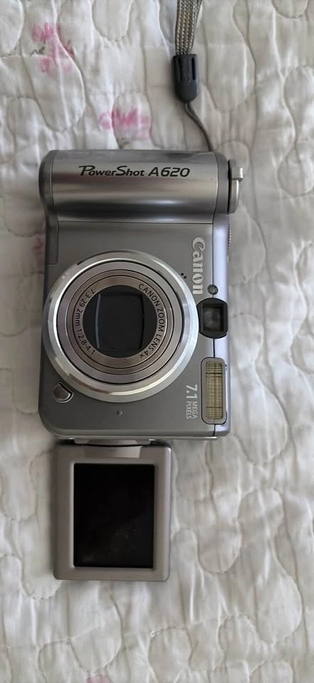 Canon PowerShot A620 Digital Camera - photo 2