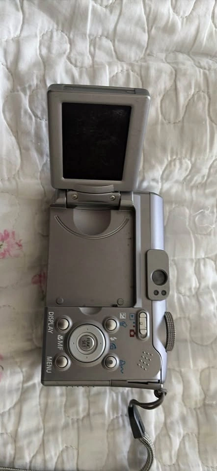 Canon PowerShot A620 Digital Camera - photo 3