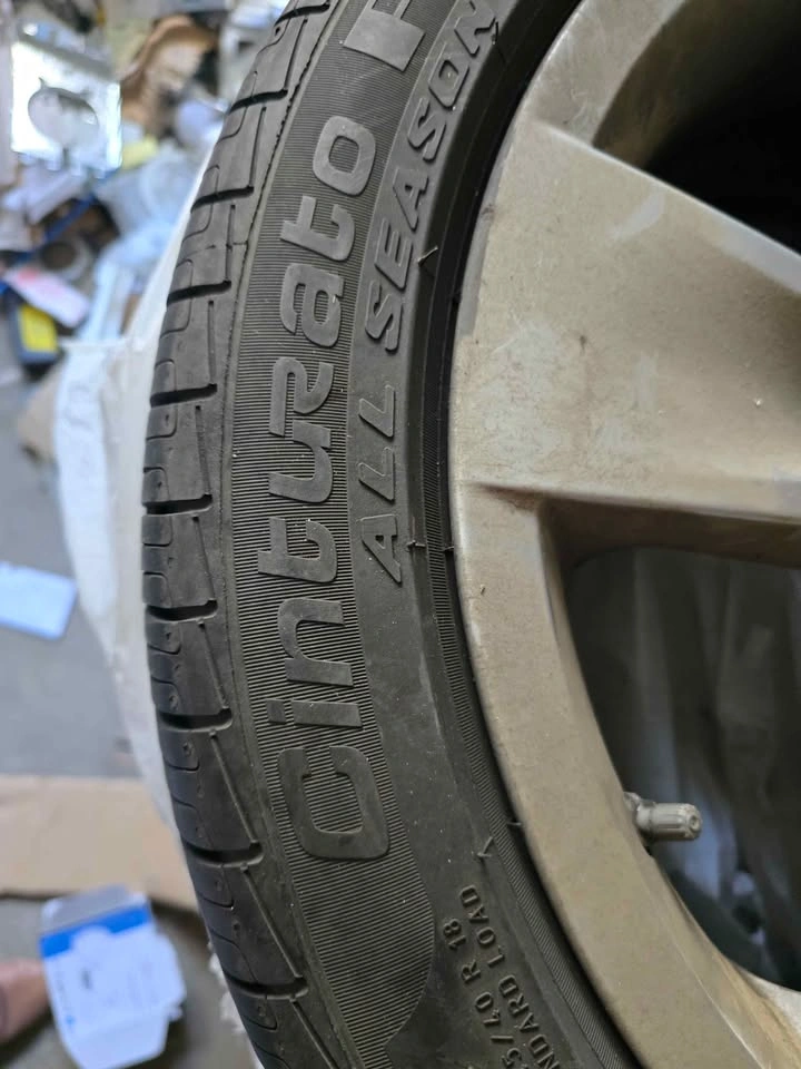 Pirelli Cinturato 245/40 R18 Tires and OEM Rims Set - photo 5