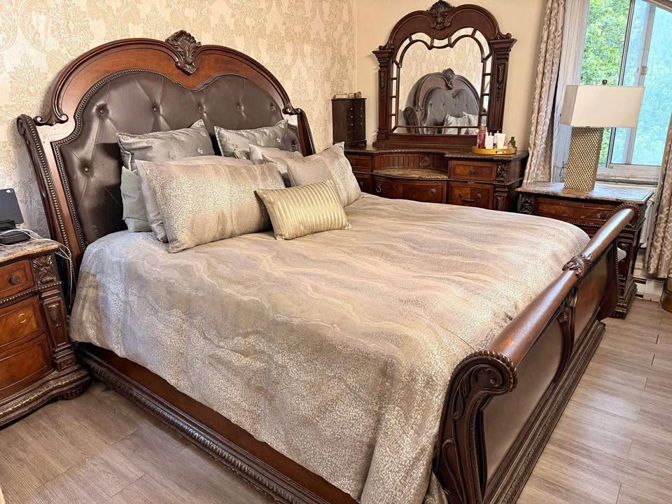 King bedroom set