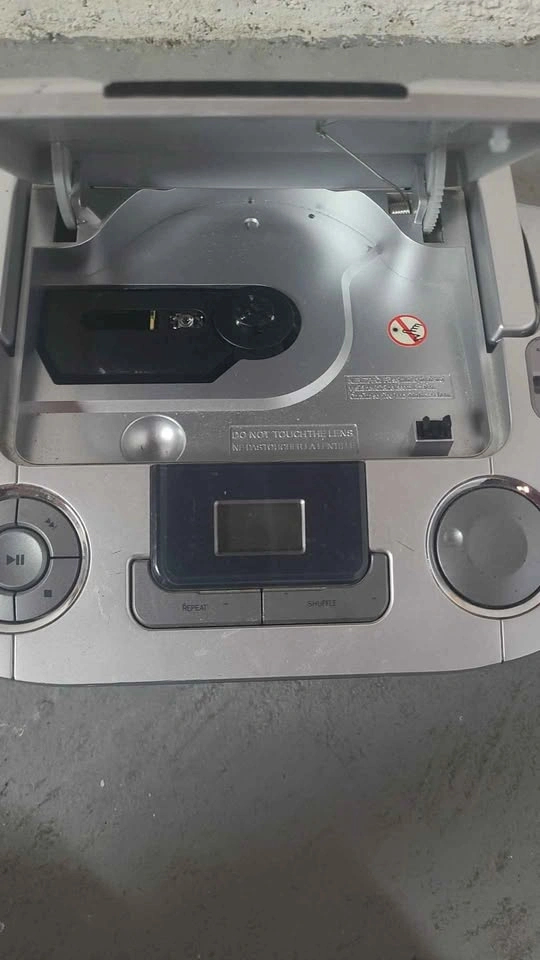 GREAT QUALITY RADIO!!!! Great Price Ready to Use - photo 2