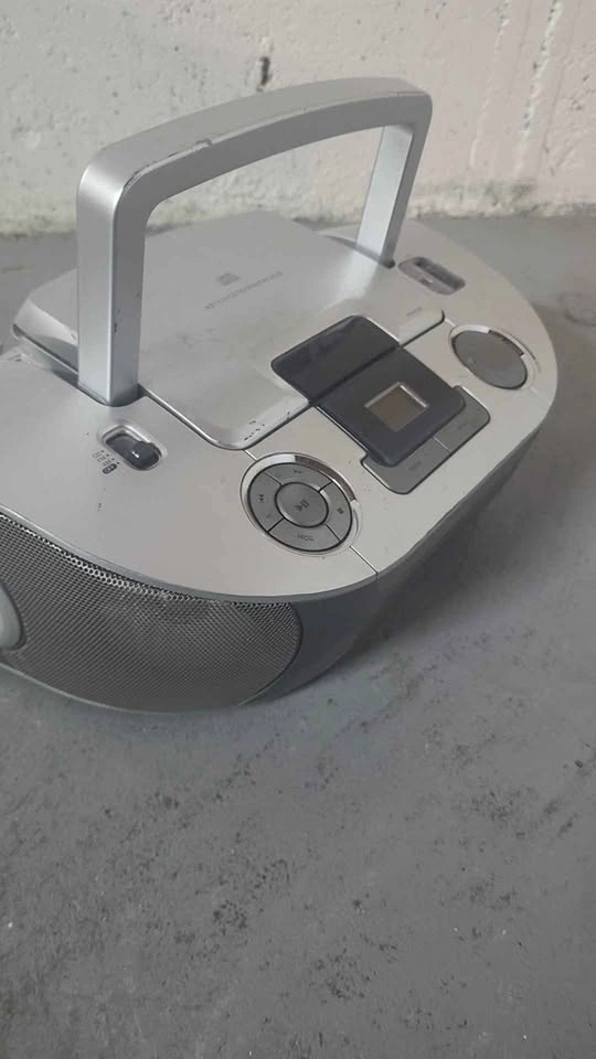 GREAT QUALITY RADIO!!!! Great Price Ready to Use - photo 3