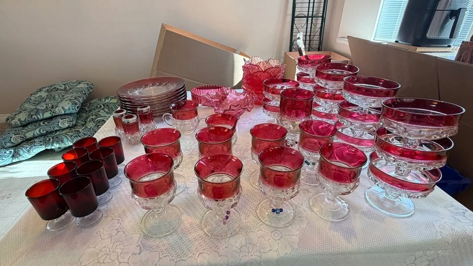 Kings Crown Ruby Glass - photo 5