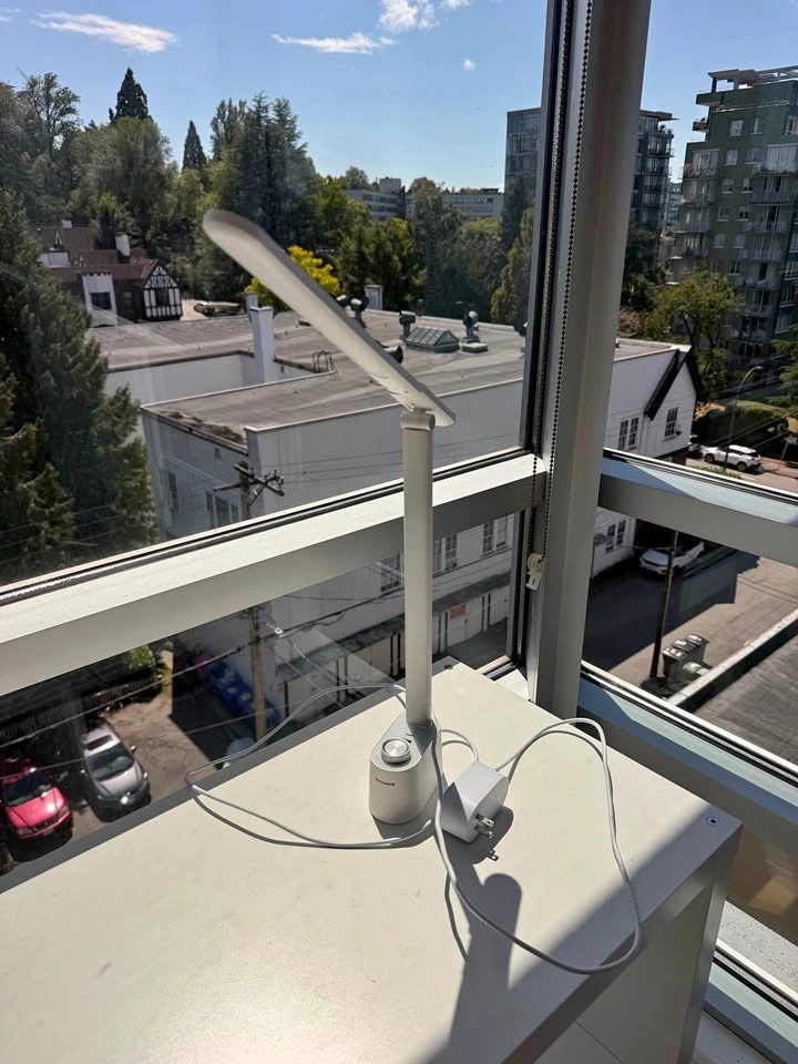 Honeywell Desk lamp