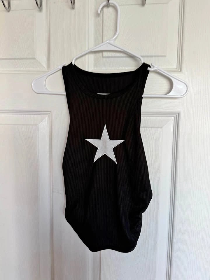 Star Y2K top size medium