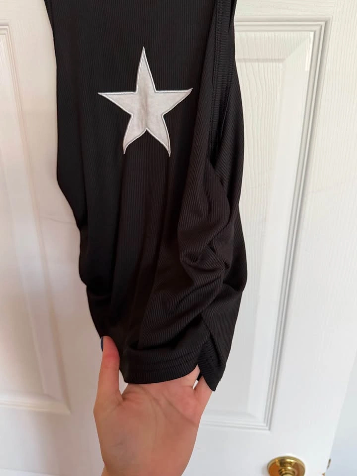 Star Y2K top size medium - photo 2