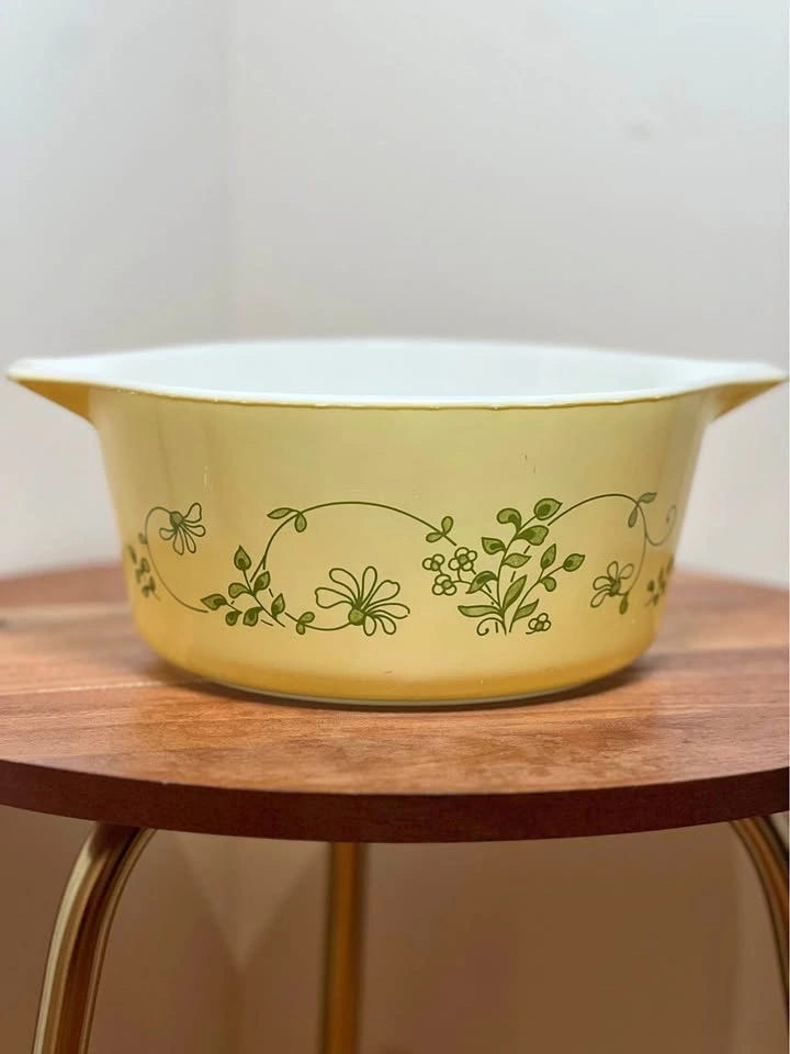 Vintage Pyrex "Shenandoah" 1.5L Cinderella Casserole Dish (#474-
