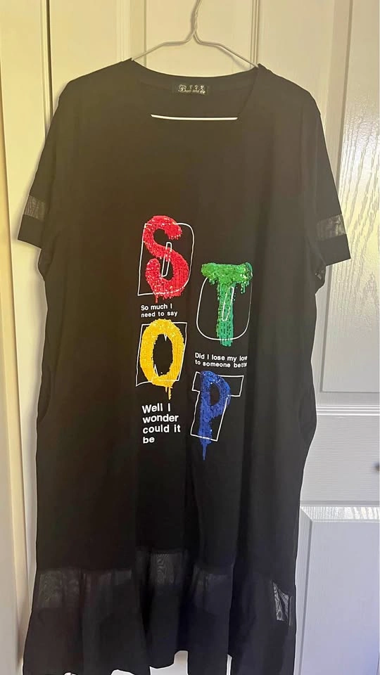 Black Sequin Graphic T-Shirt Dress (Like New)