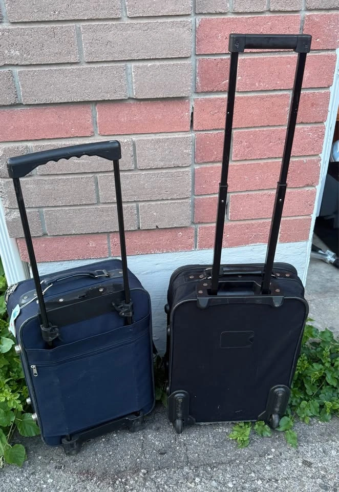 Set of 2 Rolling Carry-On Suitcases – Black & Navy Blue - photo 3