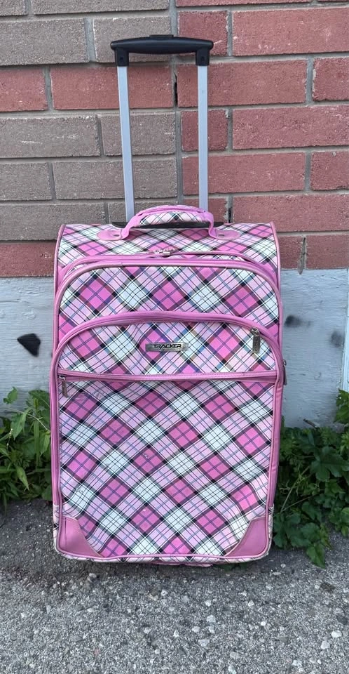 Tracker Pink Plaid Rolling Suitcase – Softside Carry-On - photo 4