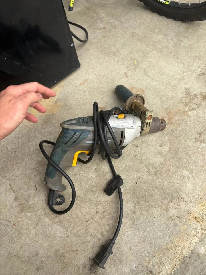 Mastercraft Maximum 1/2" Corded Hammer Drill - photo 2