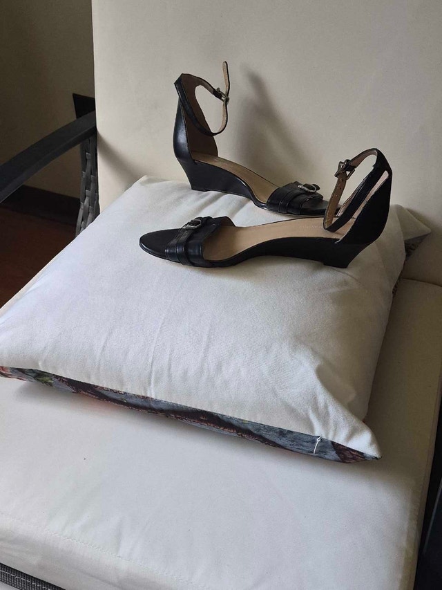 Saks Fifth Avenue wedge sandle - photo 2
