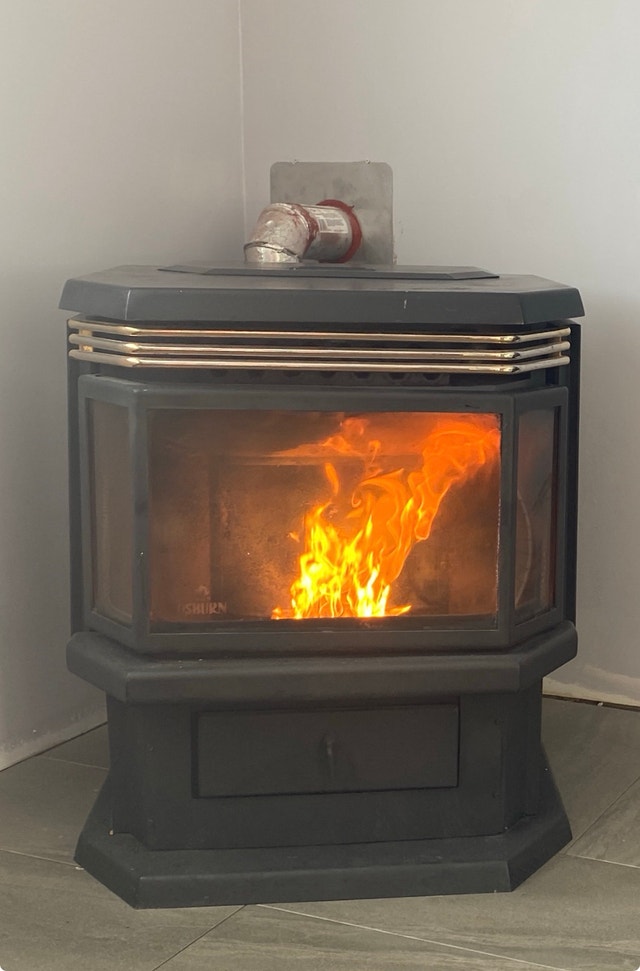Osburn Pellet Stove - photo 2