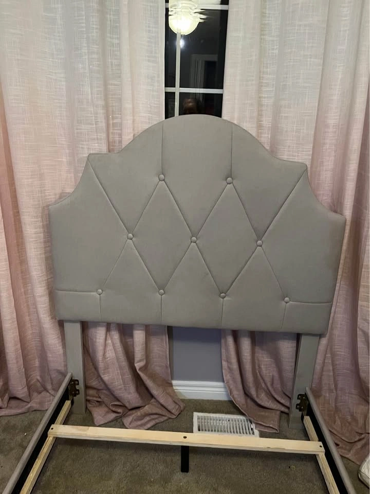 Charlotte tufted upholstered Twin bed frame and mattress - photo 3