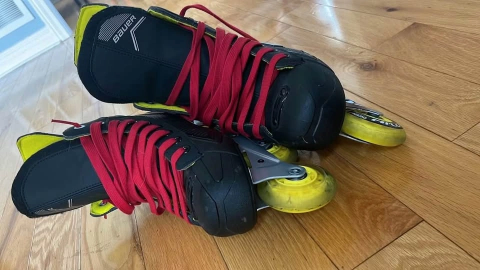 Bauer roller hockey skates - photo 2