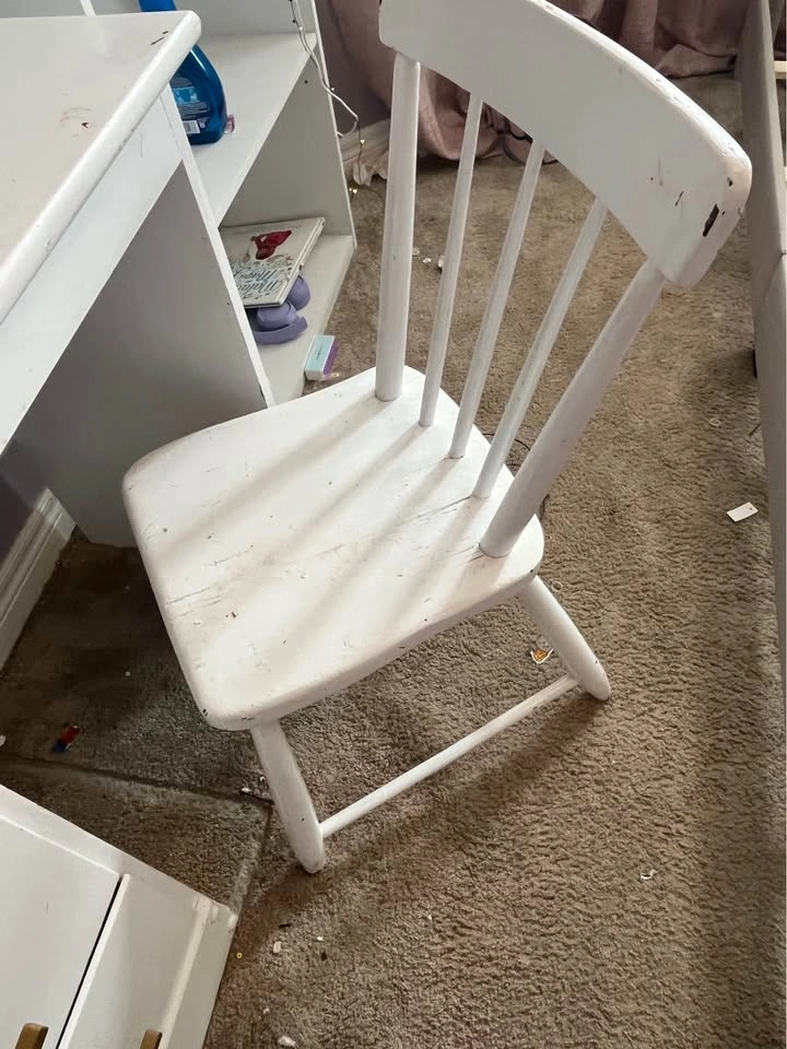 Kids vanity and chair - photo 5