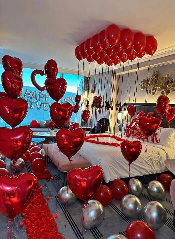 Birthday, Anniversary room decor