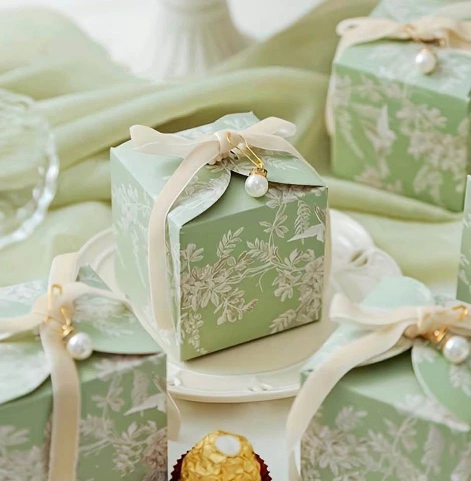 Wedding cake/candy boxes
