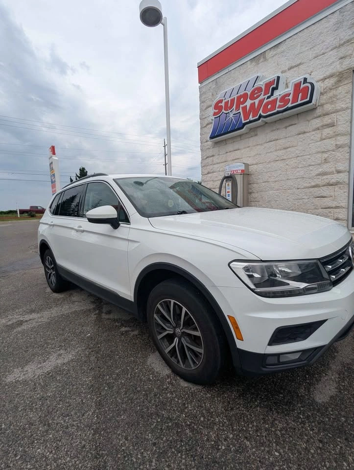 2020 Volkswagen Tiguan Limited - photo 2