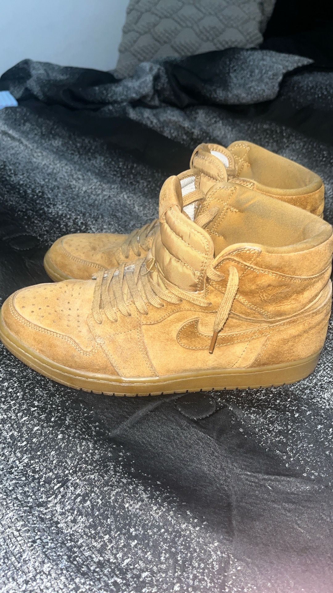 Air jordan 1 retro high OG Wheat - photo 3