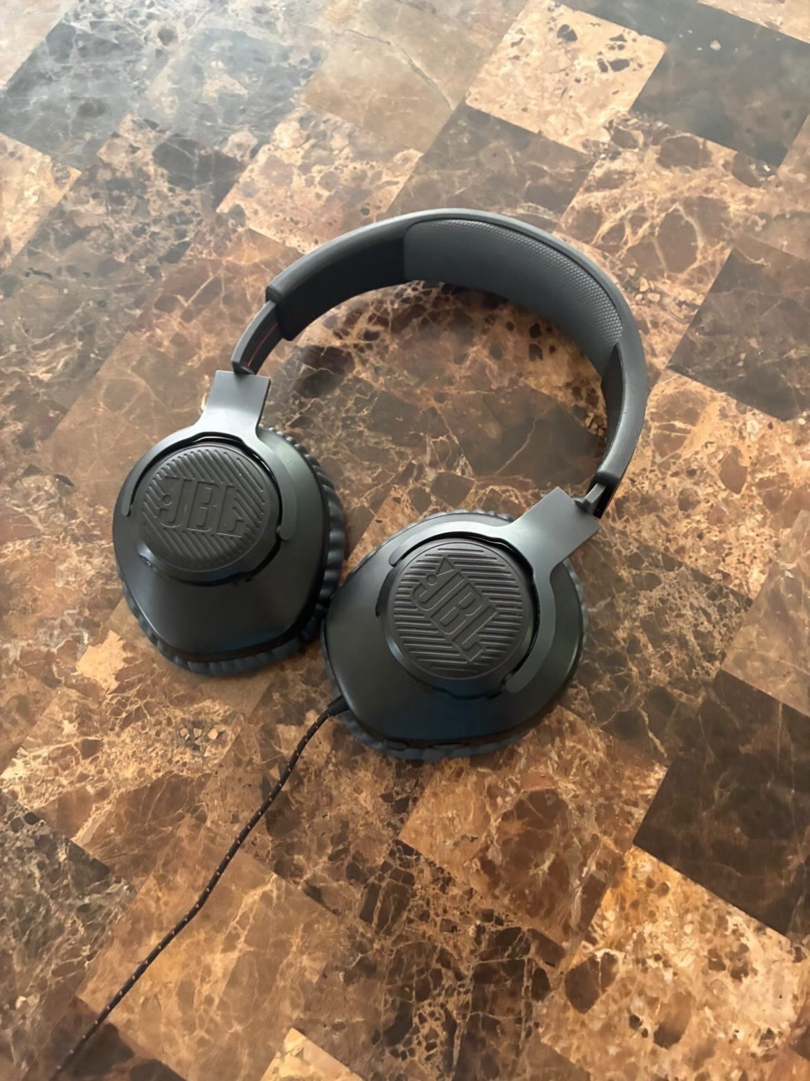 JBL headphones color black - photo 5