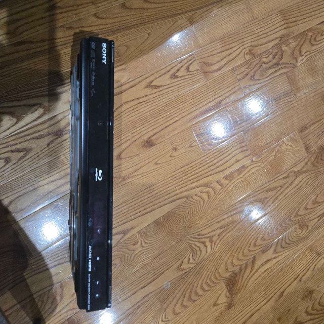Sony BDP-S360 Blu-ray & DVD Player | Like New