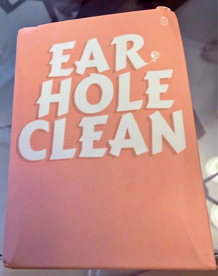 Portable Ear Hole Cleaner / Piercing Cleaning Kit (New)