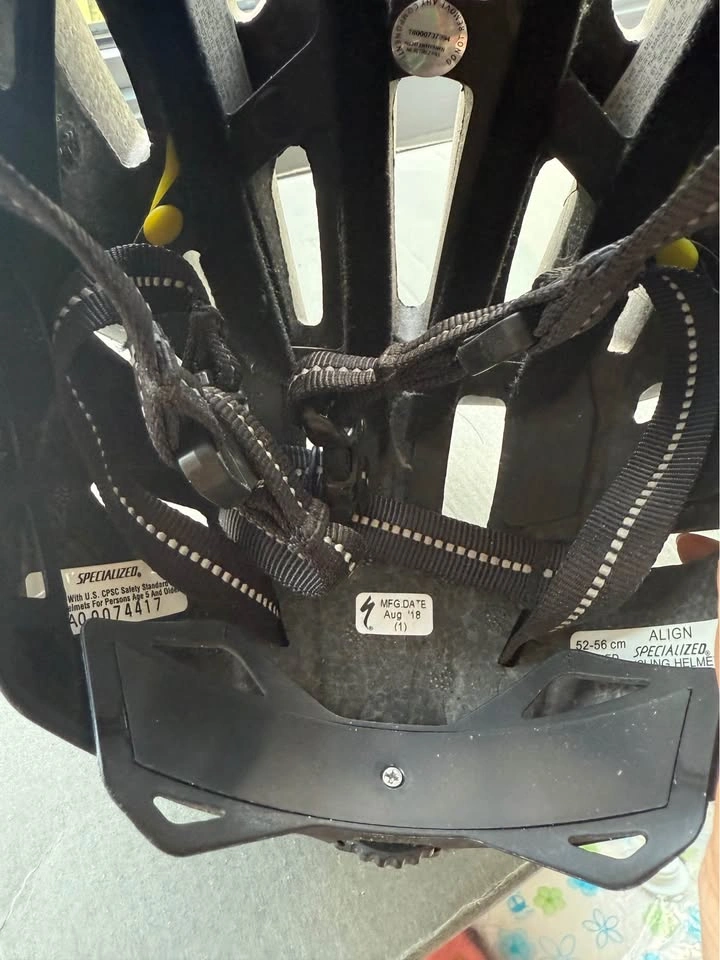 Specialized Bike Helmet Black - photo 3