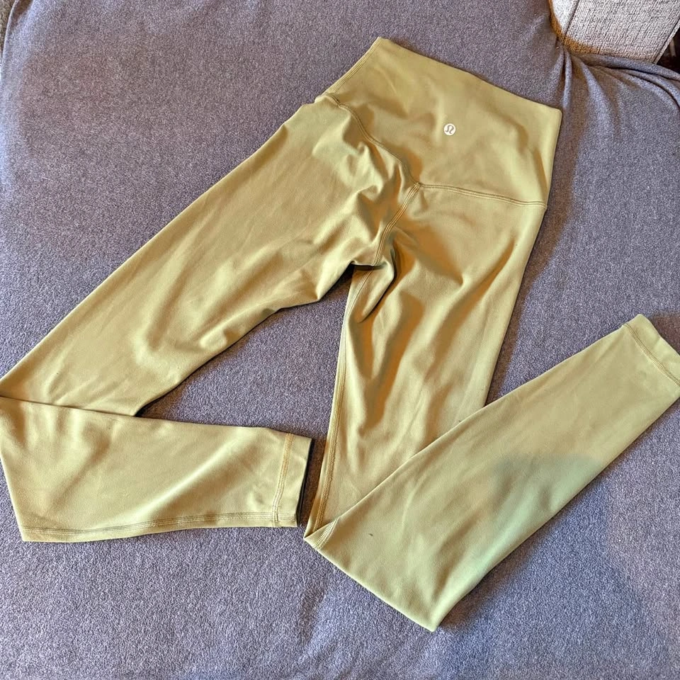 Lululemon align high-rise pant 28”
